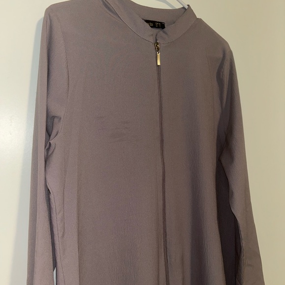 Lavender/Lilac Turkish Zippered Abaya - Picture 4 of 6